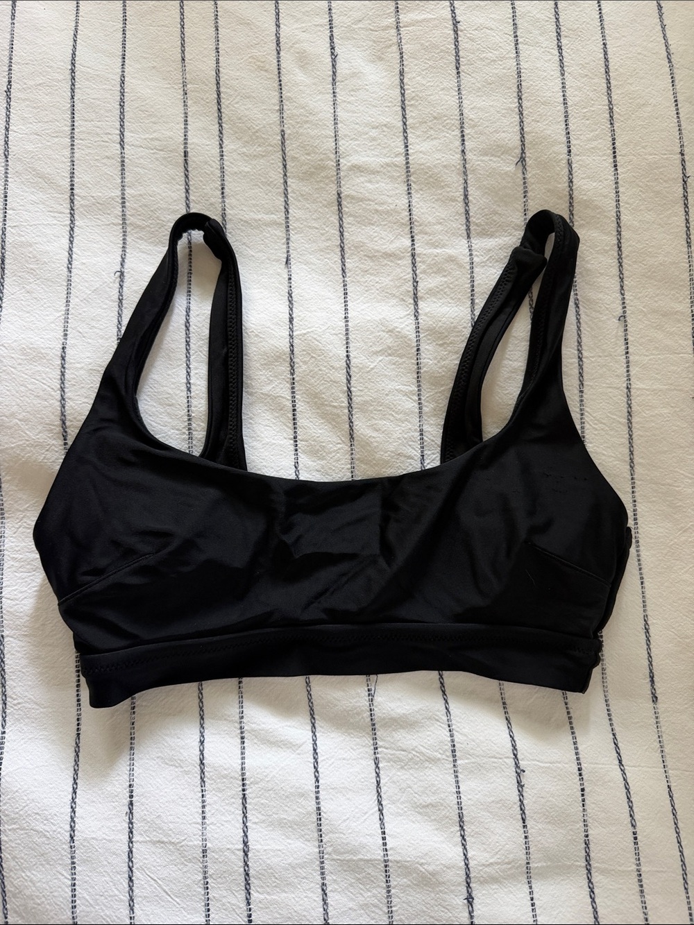 aerie Black Wireless Scoop Swim Top